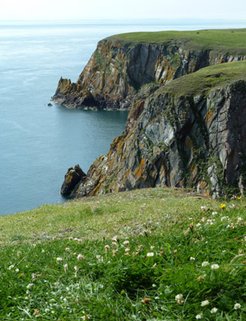 Cliffs near the Isle